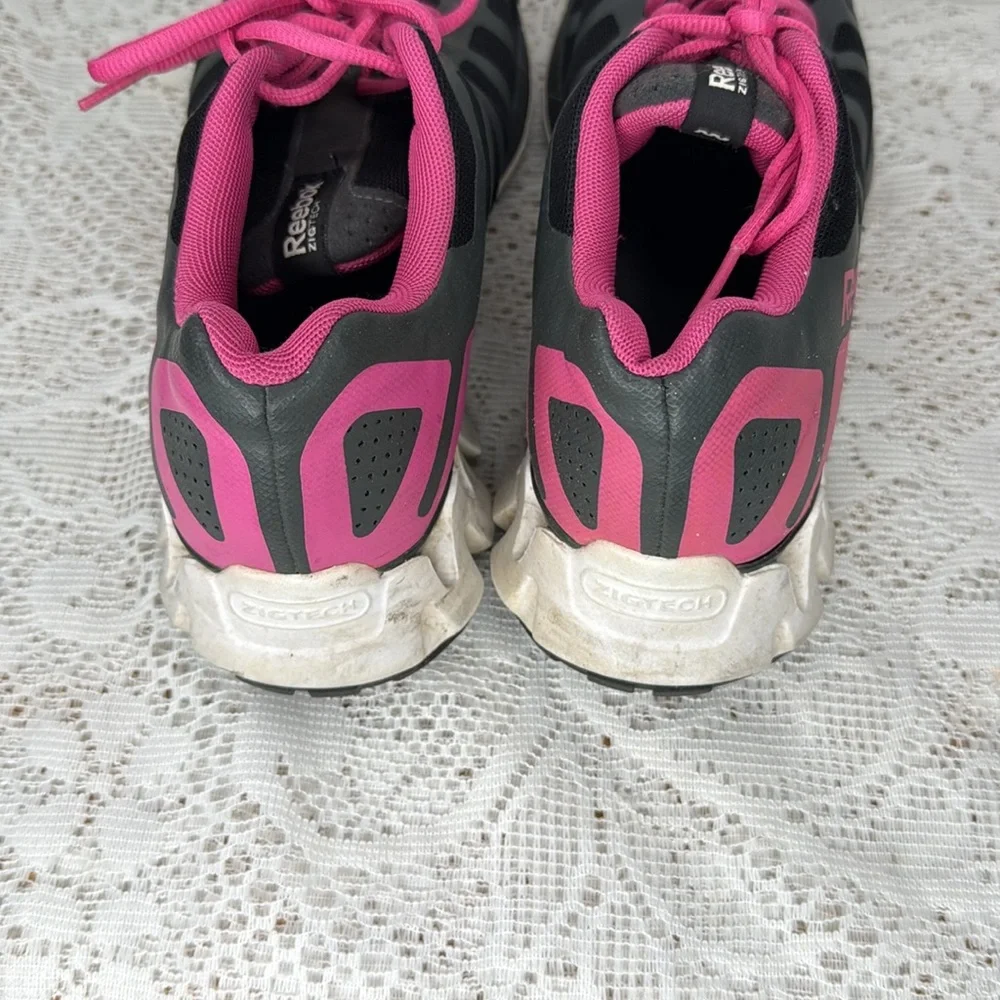 Reebok zig tech shark 3.0 pink black running shoes sz 8